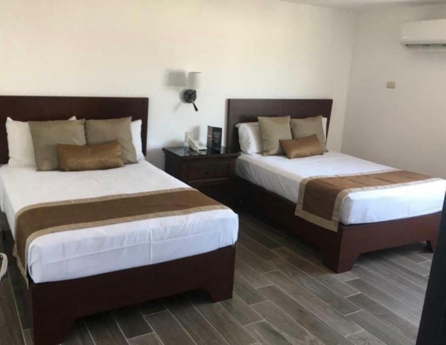 Neo Business Hotel Culiacán エクステリア 写真